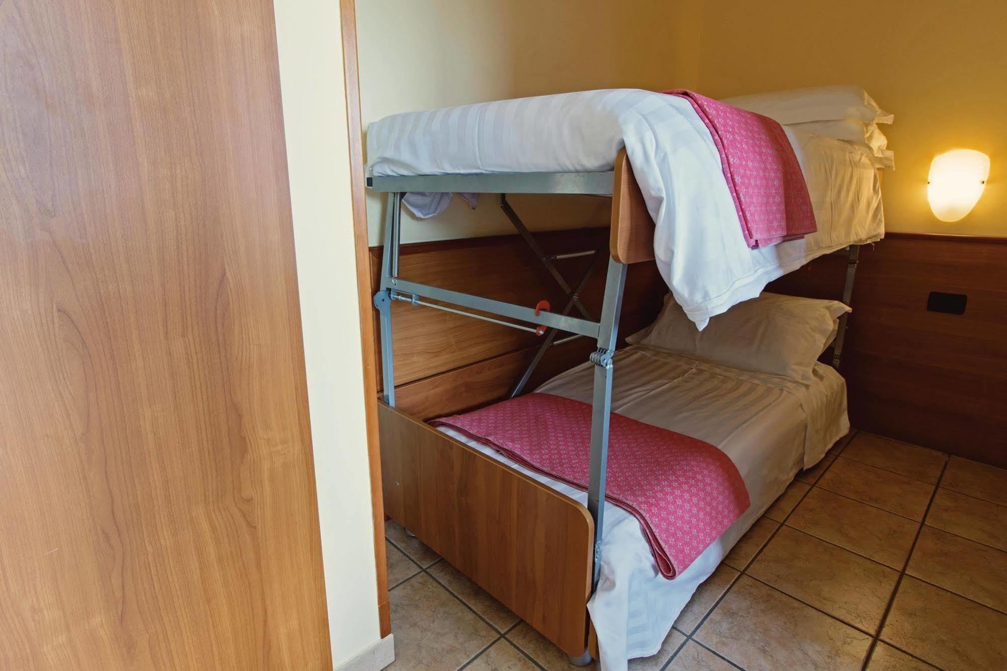 Albergo Moderno & Spa Fuipiano Valle Imagna Extérieur photo